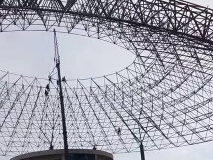 公主岭网架钢结构工程有限公司