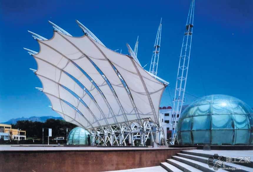 公主岭车棚膜结构网架