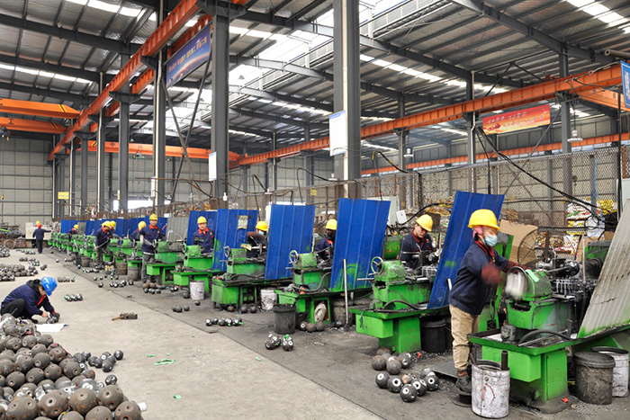 公主岭网架锥头车间